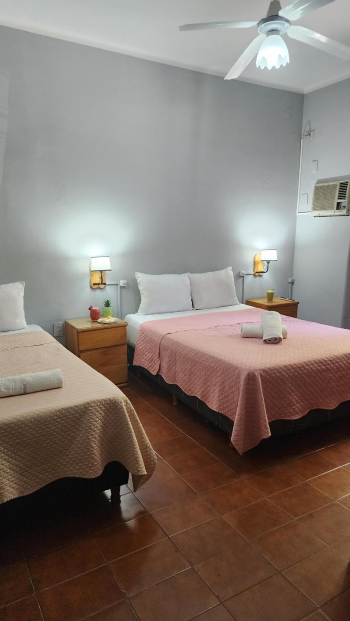 Nuevo Hotel City Mendoza Chambre photo