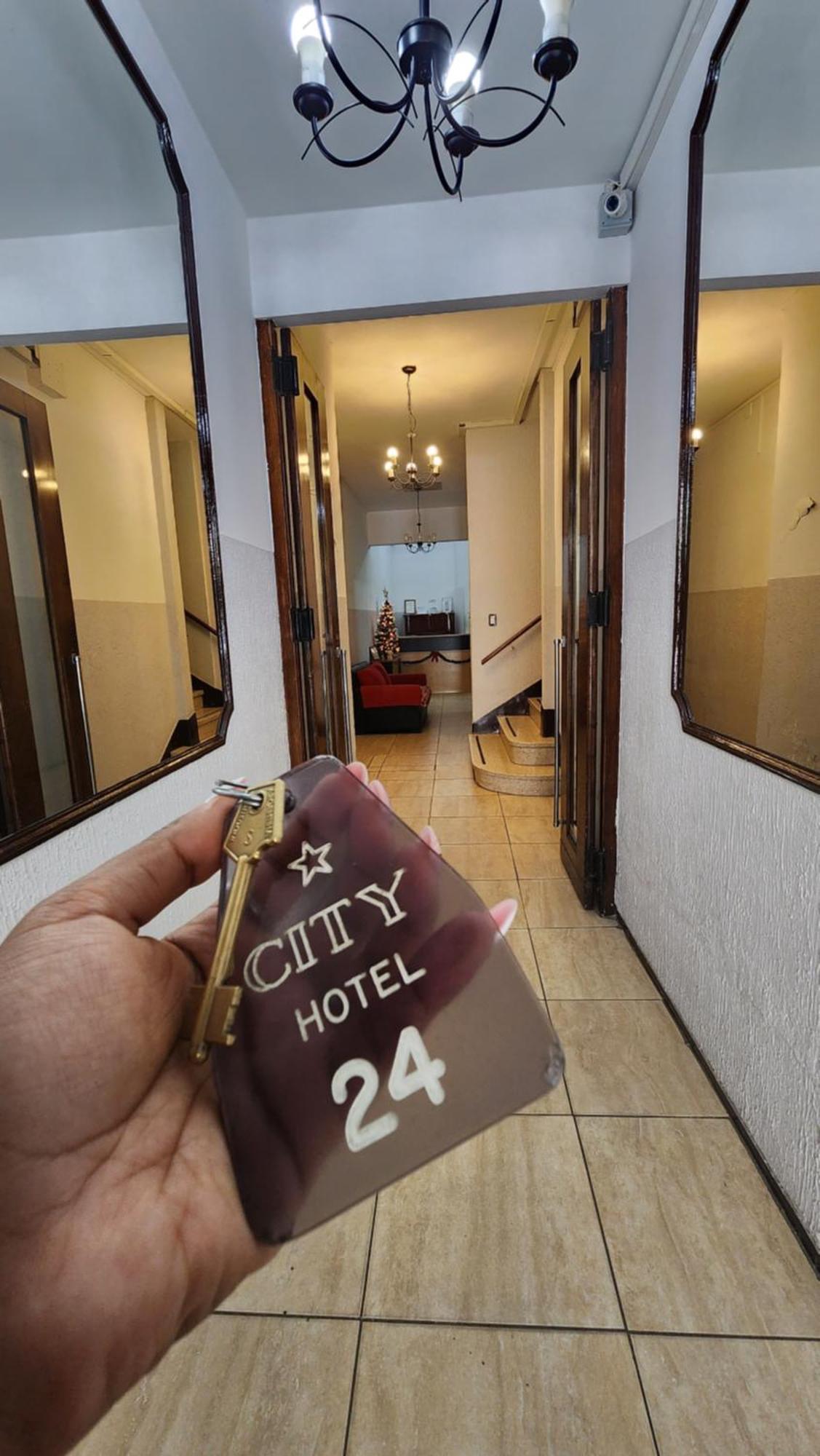 Nuevo Hotel City Mendoza Extérieur photo